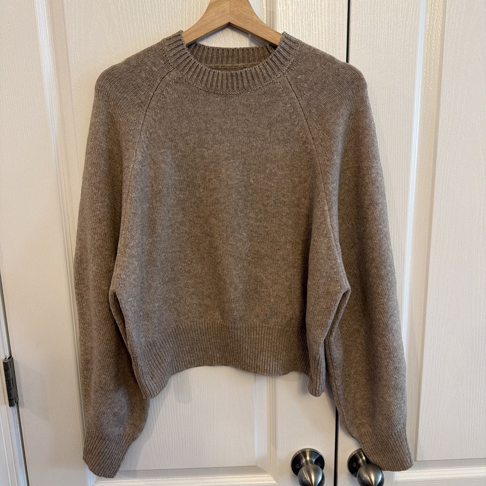 Asos Design Women's Crew Neck Sweater Size L Beige/Mocha/Brown Raglan Sleeves